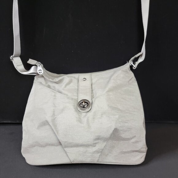 Baggallini Gray Crossbody Travel Bag – Multiple Zip Pockets, Great Condition! - Picture 3 of 14